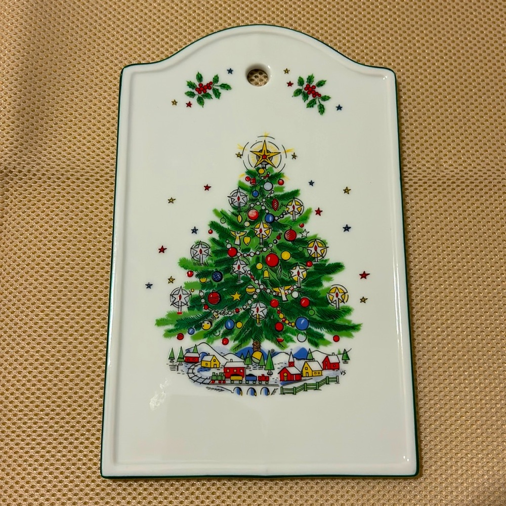 Vintage Christmas Eve Tree With Village & Train Fine Porcelain Wall Hanger Japan